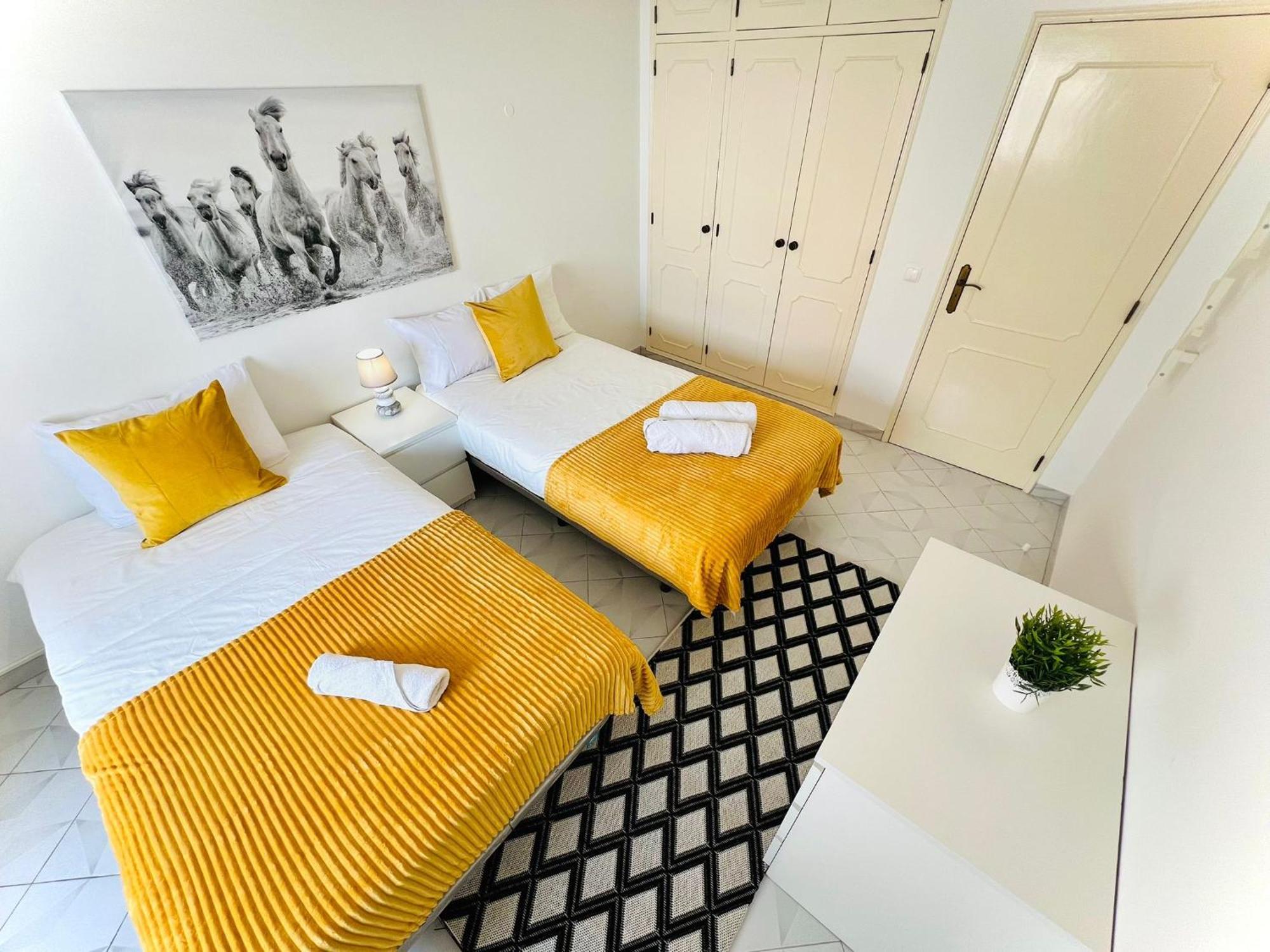 Apartamento 5 Estrelas Praia Da Oura อัลบูเฟรา ภายนอก รูปภาพ