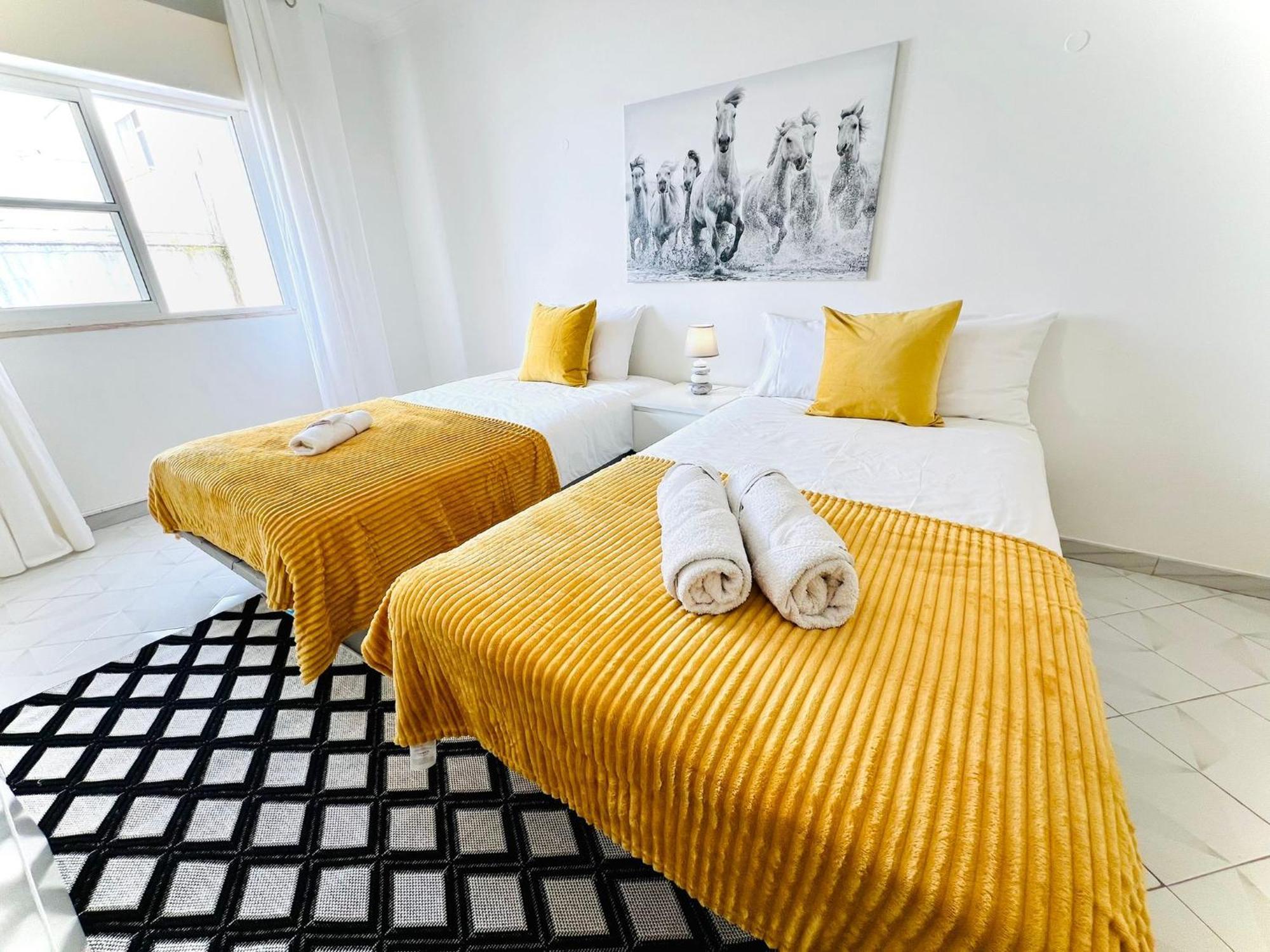 Apartamento 5 Estrelas Praia Da Oura อัลบูเฟรา ภายนอก รูปภาพ